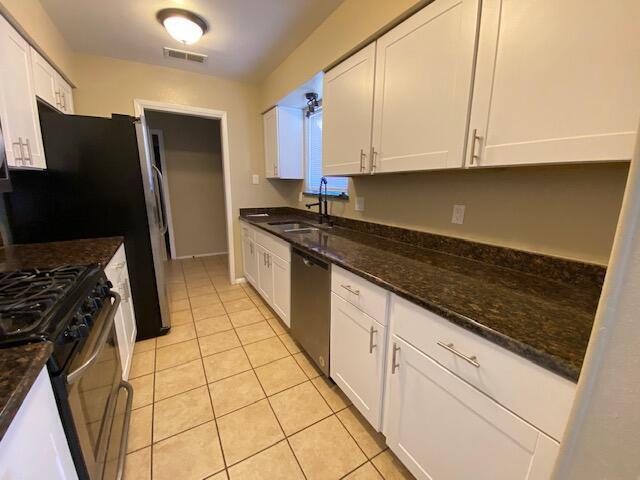 Building Photo - 500 Western Dr