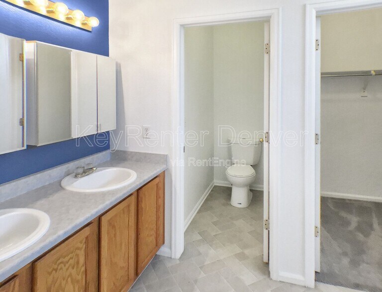 Building Photo - 19807 E 39th Ave