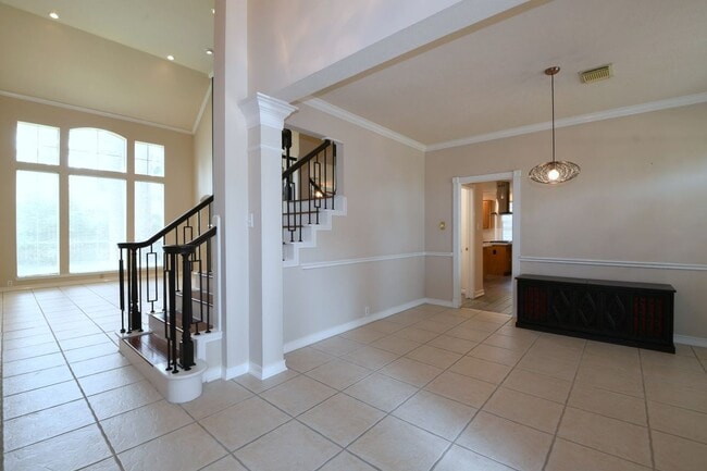Building Photo - 18719 Racquet Sports Way