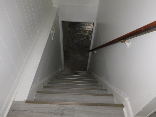 Building Photo - 901 Mahrenholz Ave