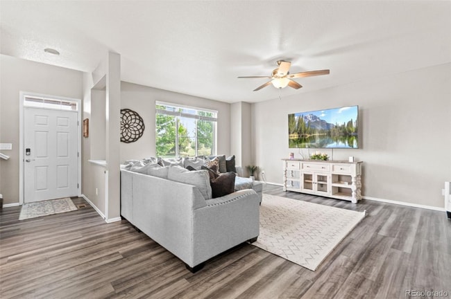 Building Photo - 11684 Park S Loop