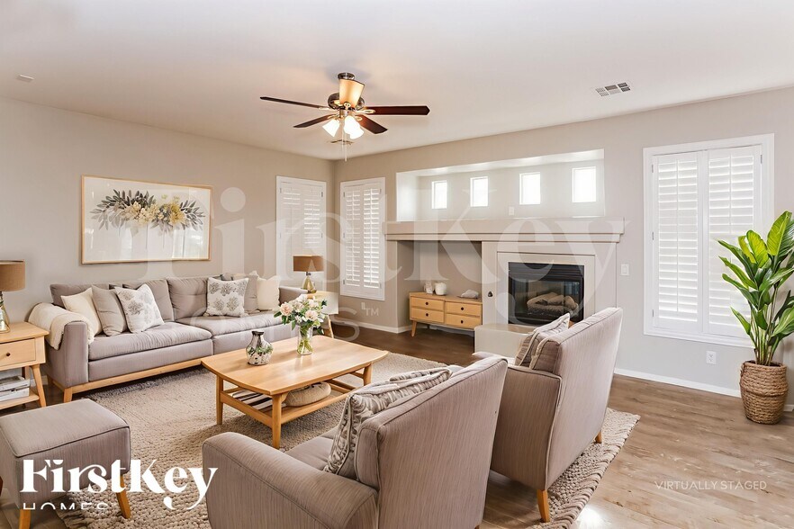 Building Photo - 8645 Radiant Ruby Ave