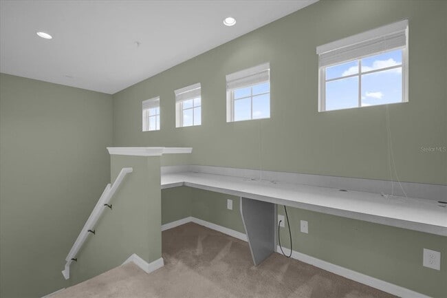 Building Photo - 585 Cruz Bay Cir
