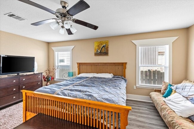 Building Photo - 2823 Avenue Q