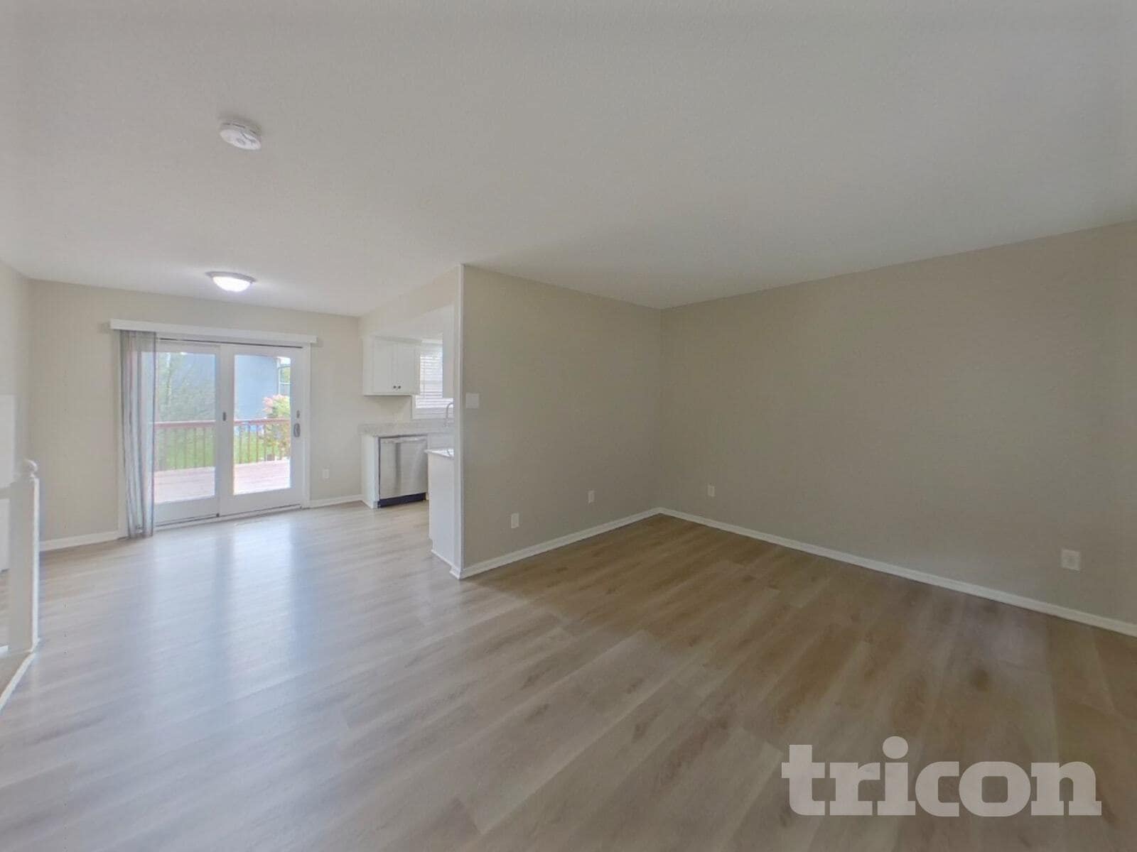 Building Photo - 2990 Payne Ave