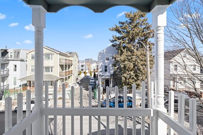 Building Photo - 88 Pearl St