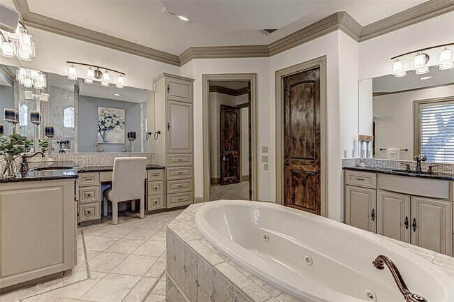 Building Photo - 109 Bella Strada Cove