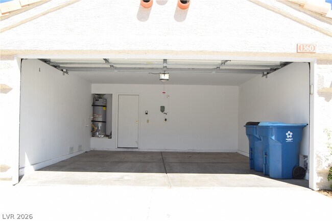 Building Photo - 1360 Pacific Terrace Dr