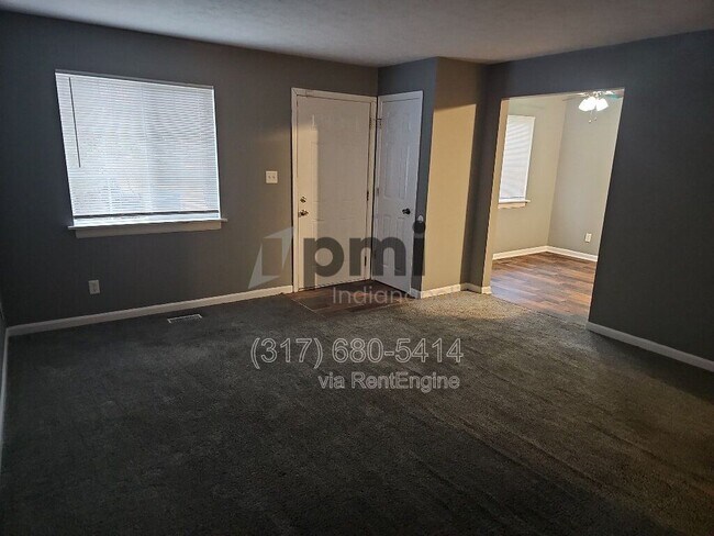 Building Photo - 10644 Lostpine Ln