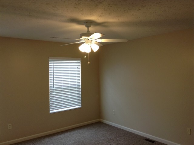 Building Photo - 1205 Emery Ridge Dr