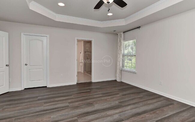 Building Photo - Sought-after 3BR/2.5BA Townhome in Desirab...