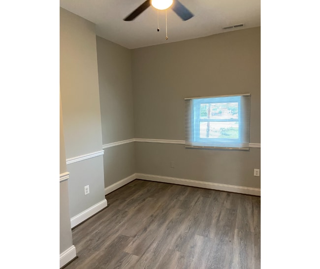 Building Photo - 837 N Fulton Ave