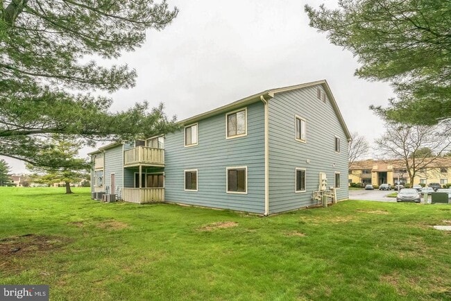 Building Photo - 2407 Adams Ct