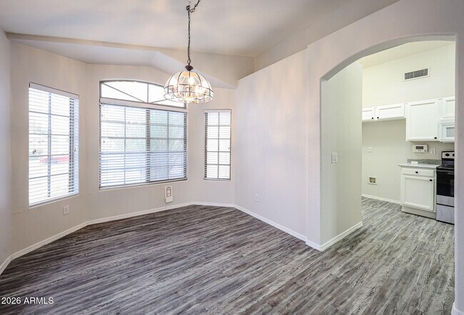 Building Photo - 6431 W Chisum Trail