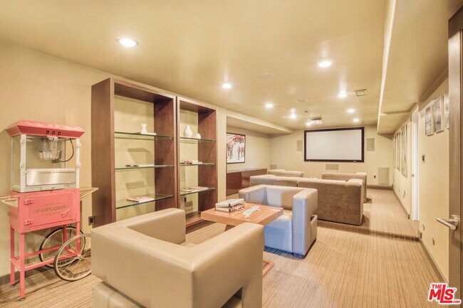 Building Photo - 1929 N Curson Ave