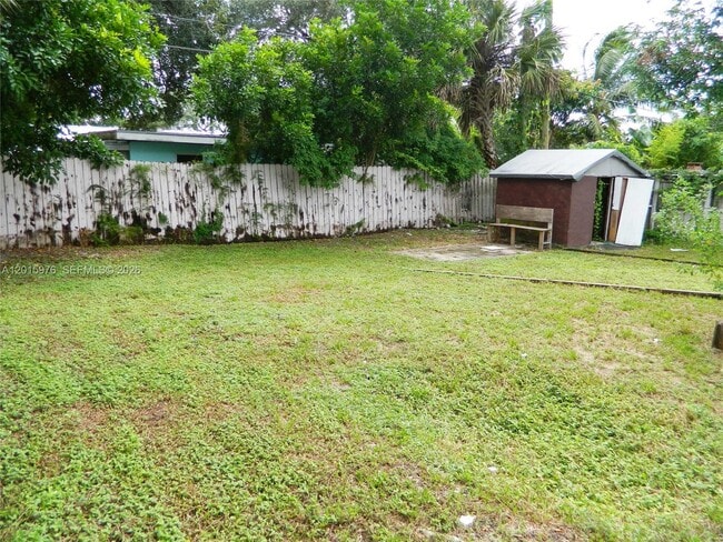 Building Photo - 1340 SW 34th Ave