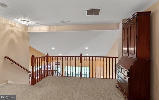 Building Photo - 13675 Philmont Ave