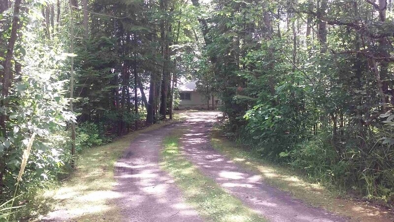 Building Photo - 6873 E Houghton Lake Dr