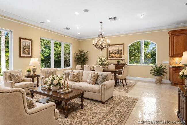 Building Photo - 4255 Gleneagles Dr