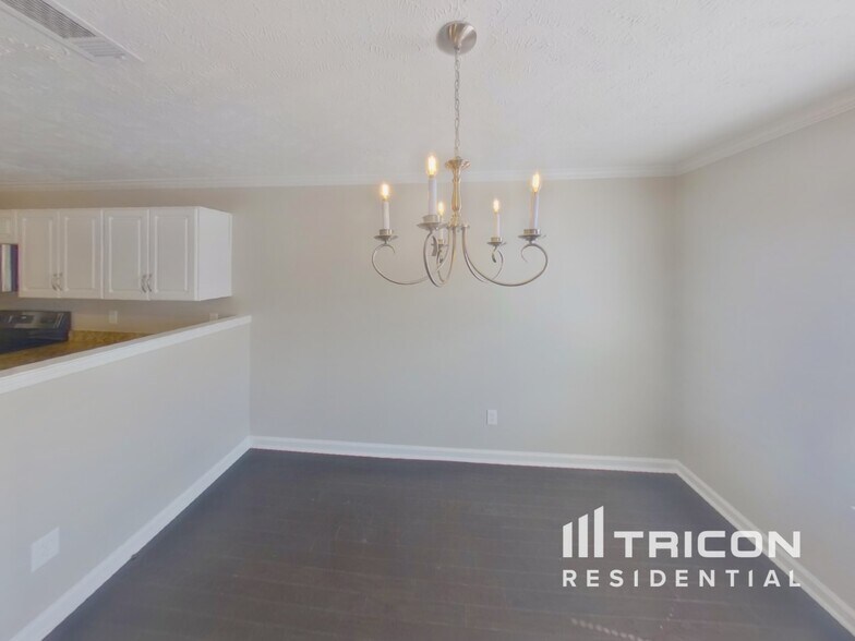 Building Photo - 3423 Country Almond Way