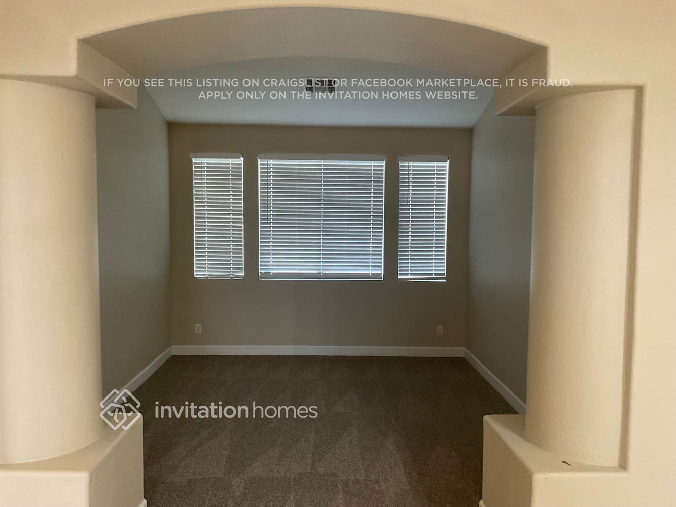 Building Photo - 6016 Golden Saddle St