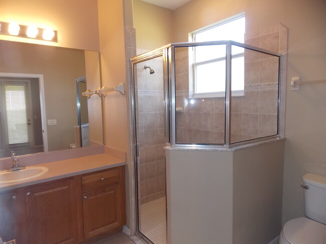Building Photo - 881 W Silver Meadow Loop