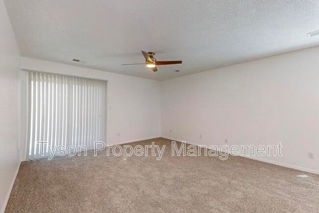 Building Photo - 1033 Desert Paintbrush Loop