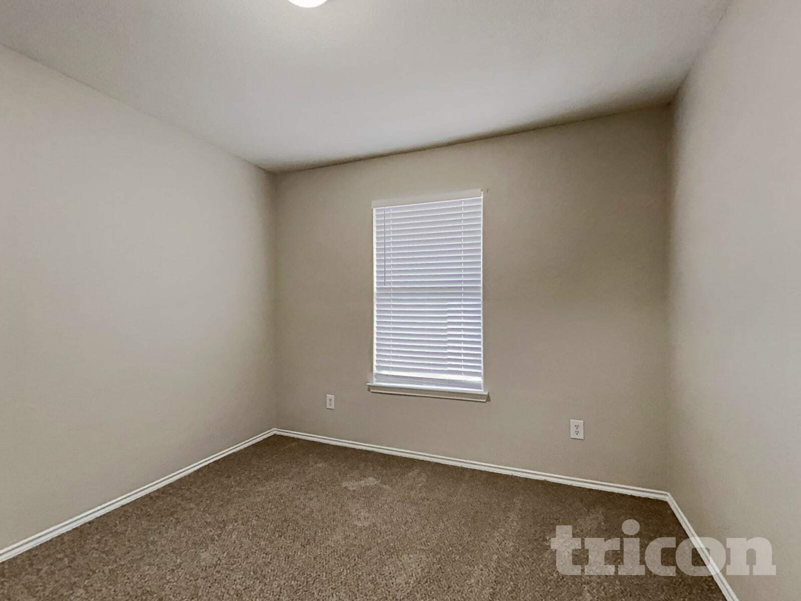 Building Photo - 8210 Grissom Cir