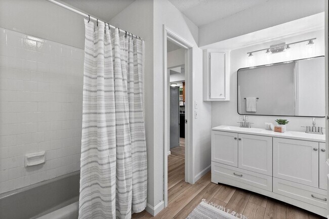 Building Photo - 21710 Glenbranch Dr