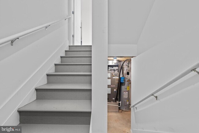 Building Photo - 148 W Baltimore St