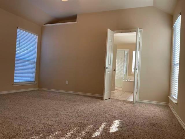 Building Photo - 3783 Musketeer Dr