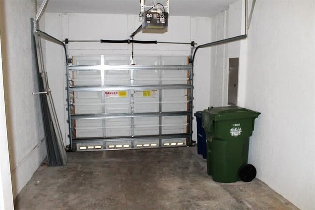Building Photo - 4136 Forest Dr