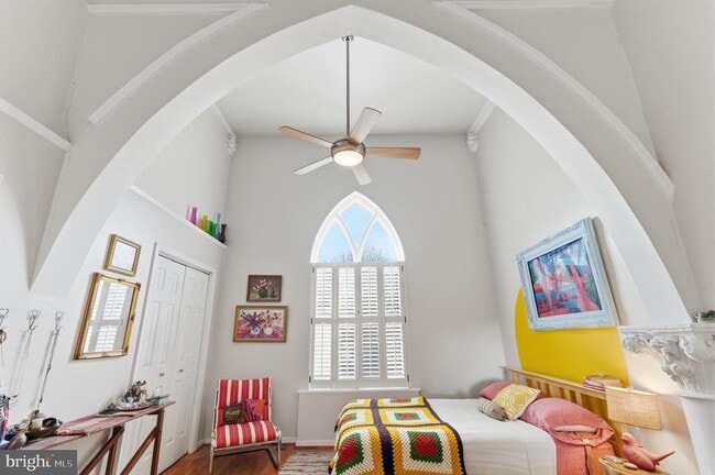 Building Photo - 122 W Henrietta St