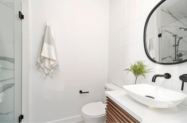 Actual Private Bathroom - 129 5th St