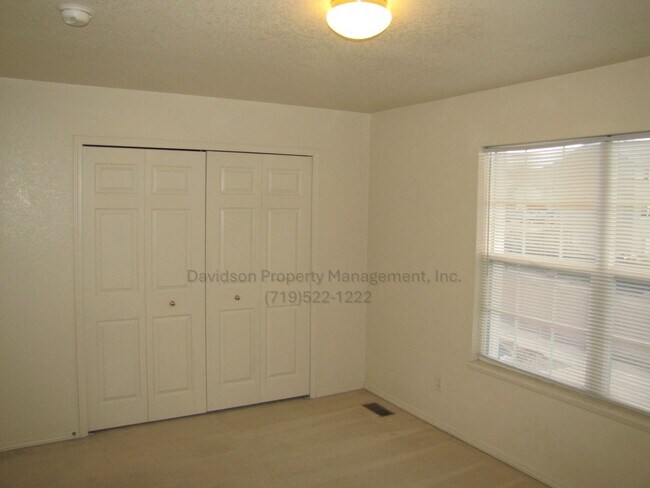 Building Photo - Gorgeous 4 Bedroom Home in Widefield/Fountain Area