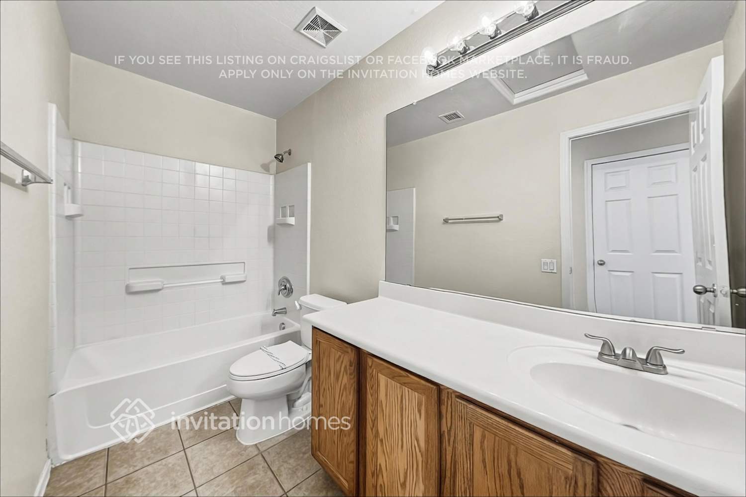Building Photo - 43893 W Cowpath Rd