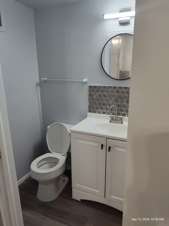 Building Photo - 7404 Hanzi Dr