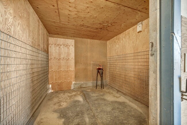 Building Photo - 30 El Caballo Trail