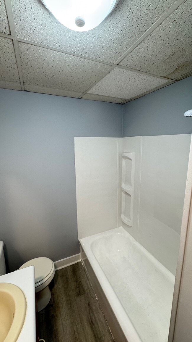 Building Photo - 1113 Knoxville Ave