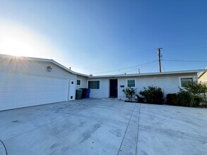 Building Photo - Beautiful & Spacious 3Bedroom / 1.5Bath in West Covina