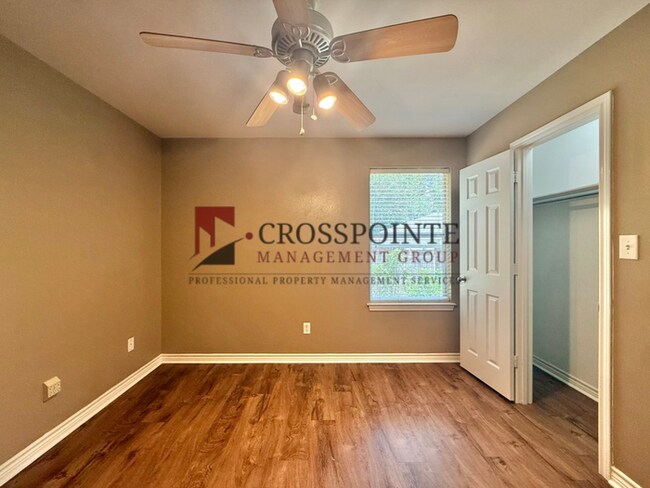 Building Photo - Tour Today! 4 Bedroom 2 Bathroom Home in Lindale!