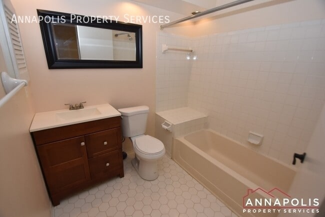 Building Photo - 969 Windwhisper Ln