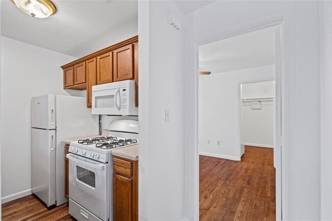 Building Photo - 1307 Concho St