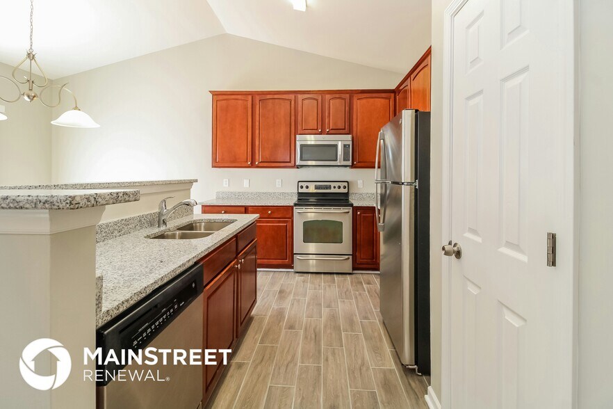 Building Photo - 417 Tighfield Dr