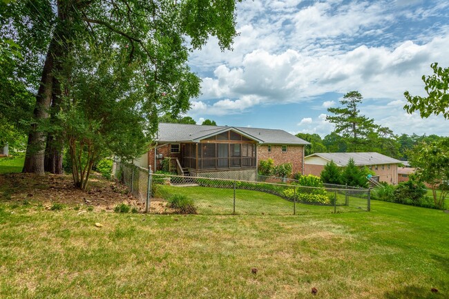 Building Photo - Beautiful East Brainerd Homes