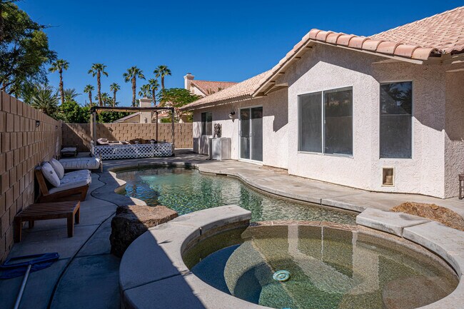 Building Photo - 81329 Avenida Coyote