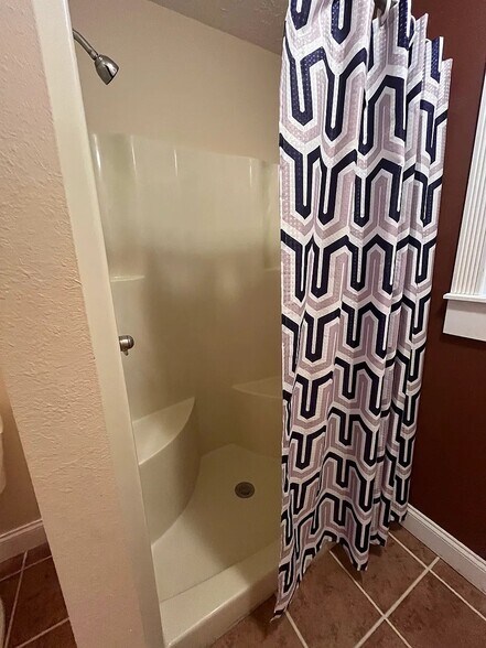 Master shower - 2148 Cumulus Ct