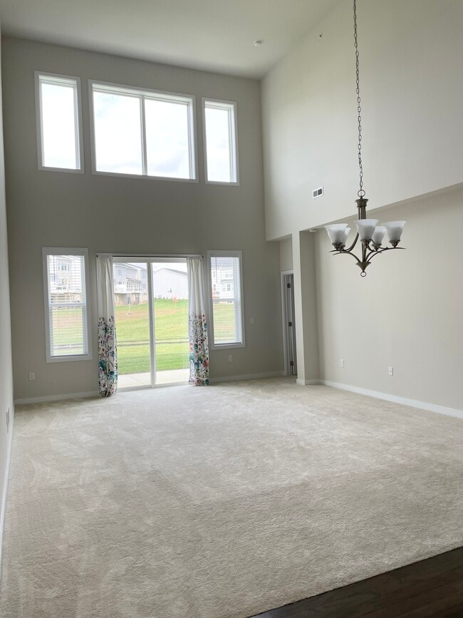 Building Photo - 1104 Whipple Rd