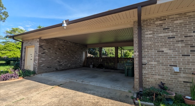 Building Photo - 933 Federal Dr