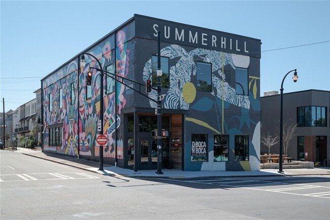 Building Photo - 1060 Grant Way SE